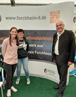 Landrat Zimmermann am f.i.t.-Stand auf der Ausbildungsmesse 2026